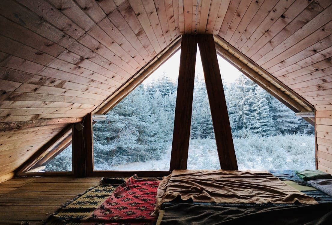 En mysig vind i ett nybyggt hus